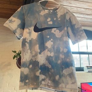 Nike t shirt